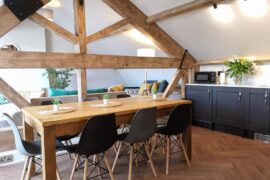 accommodation in york for large groups