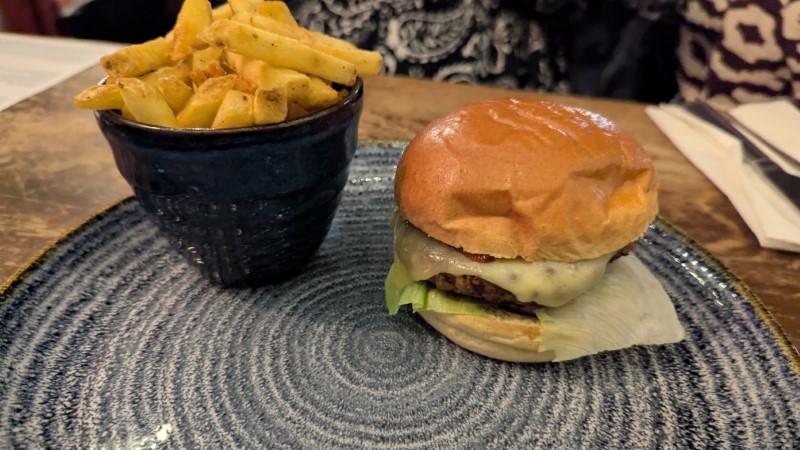 Bottomless Brunch at The Golden Fleece York