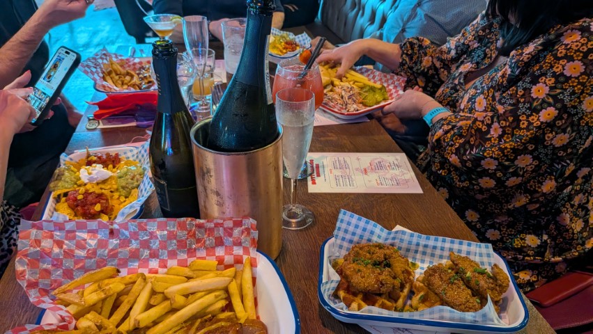 Bottomless Brunch at the Silver Spur York Review